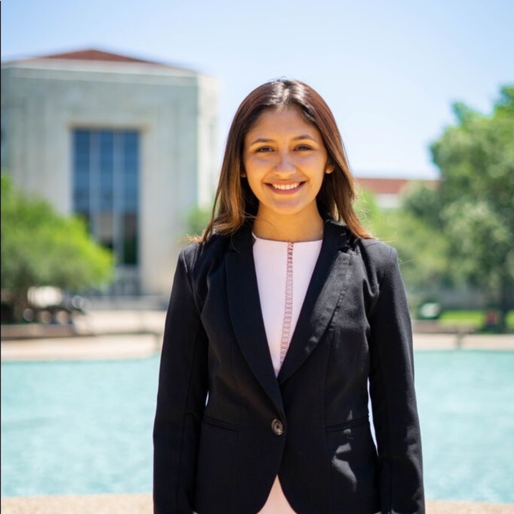 Meet your Posher, Marisol